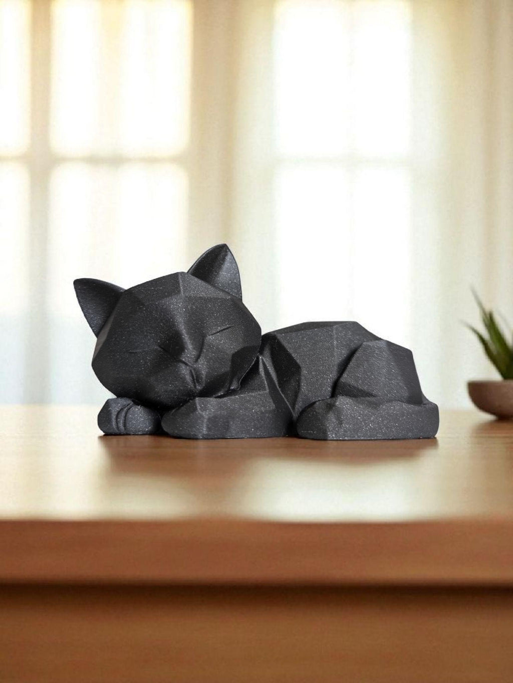 Modern Low Poly Kitten Sculpture: 3D Printed Sleeping Cat