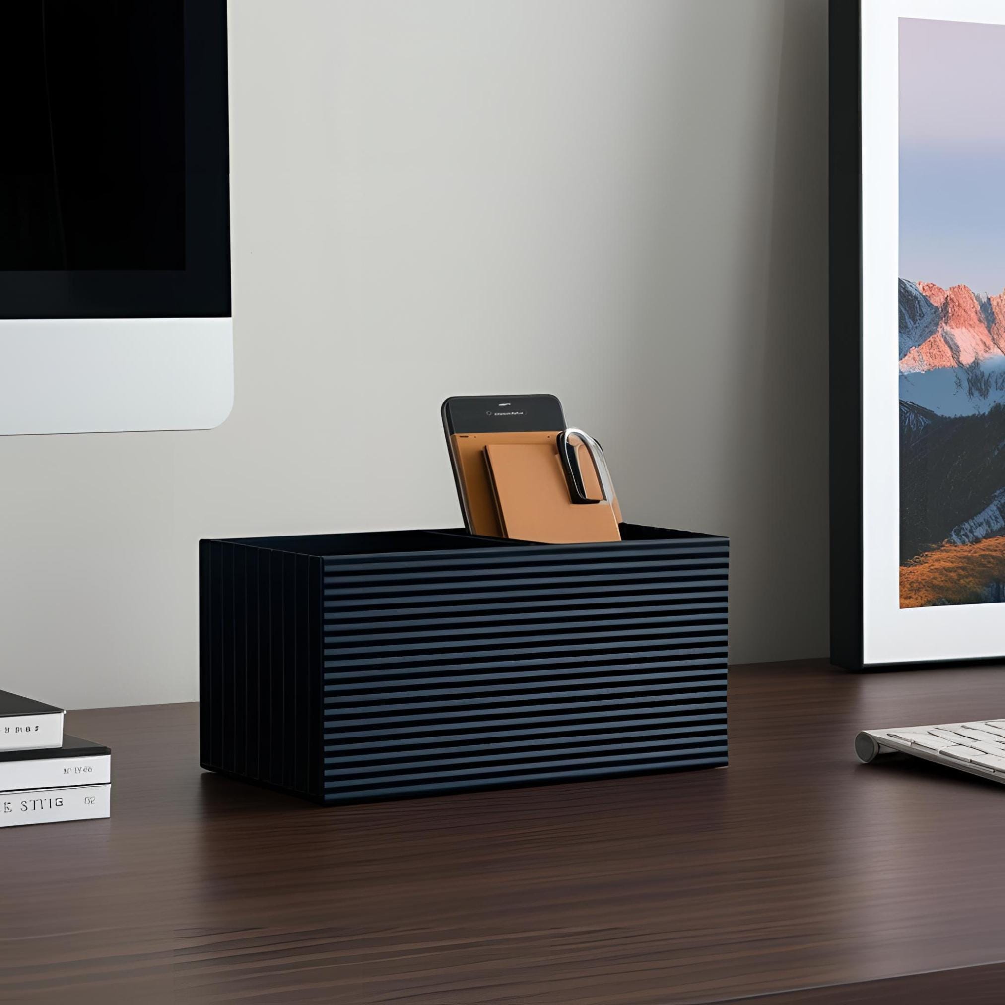 Modern Ribbed Office Organizer – Sleek Function Meets Designer