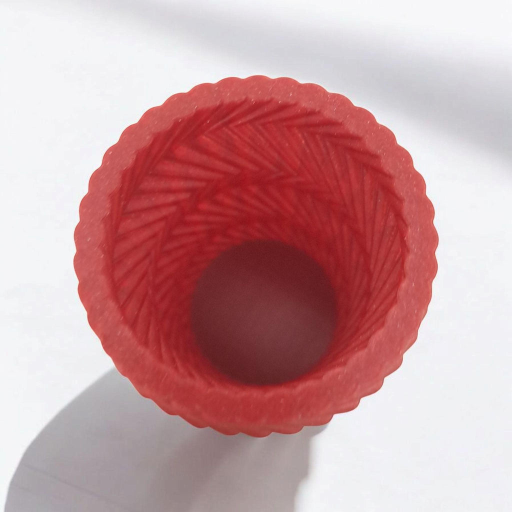 Rolling Gear - Ribbed Holder – Precision-Inspired Design with Striking Light Play