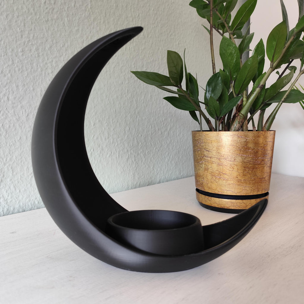 Crescent Moon With Integrated  Elliptical Plant Pot