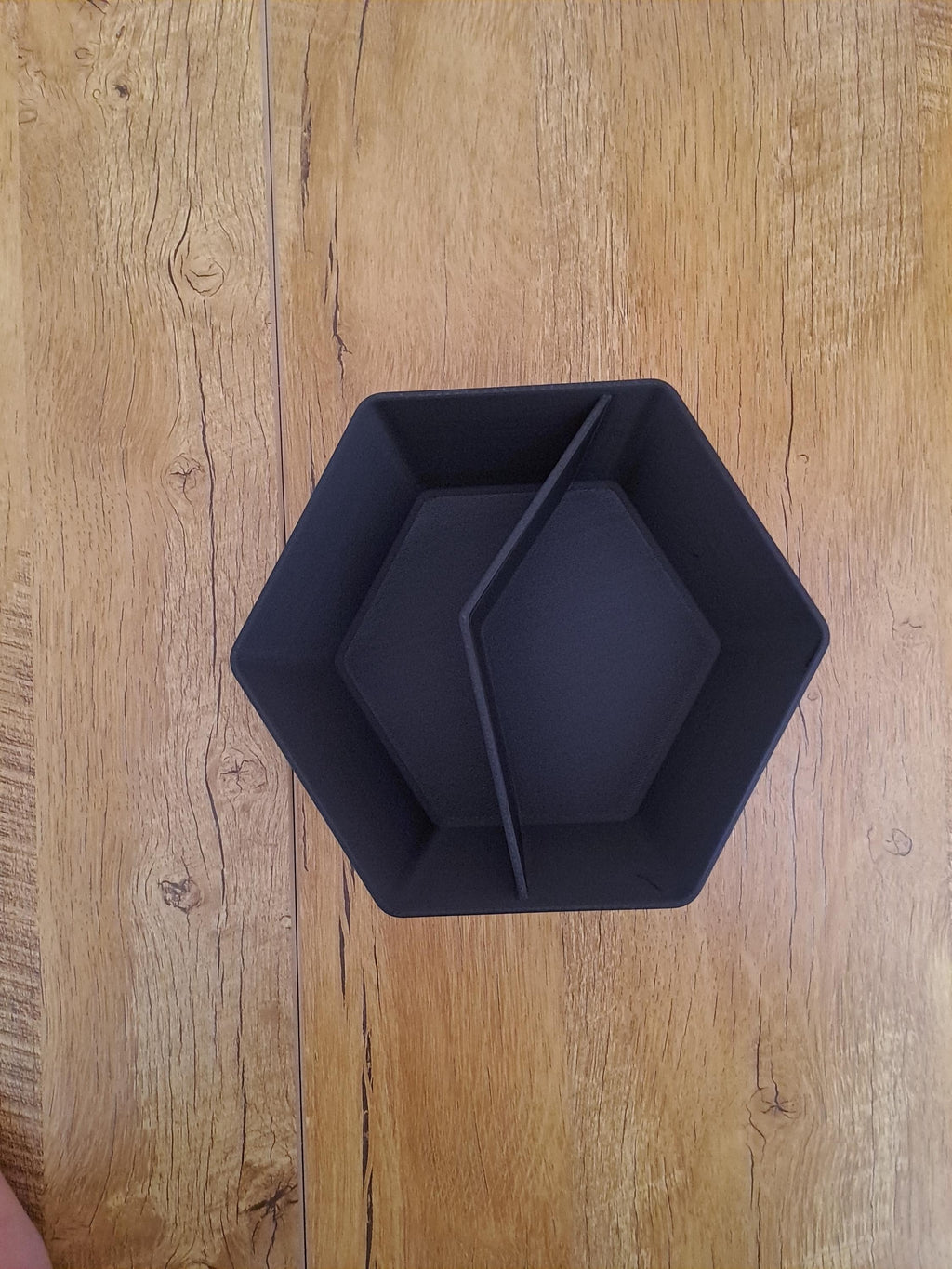 Minimalist Pistachio Bowl With Two Compartments – Stylish & Practical