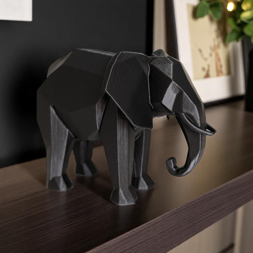 Modern Minimalist Low Poly Elephant