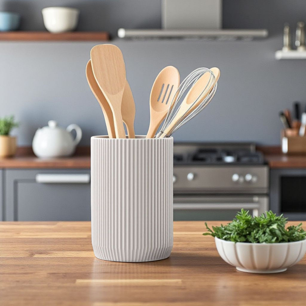 Modern Ribbed Kitchen Utensil Holder – Elegant Home Décor Accent