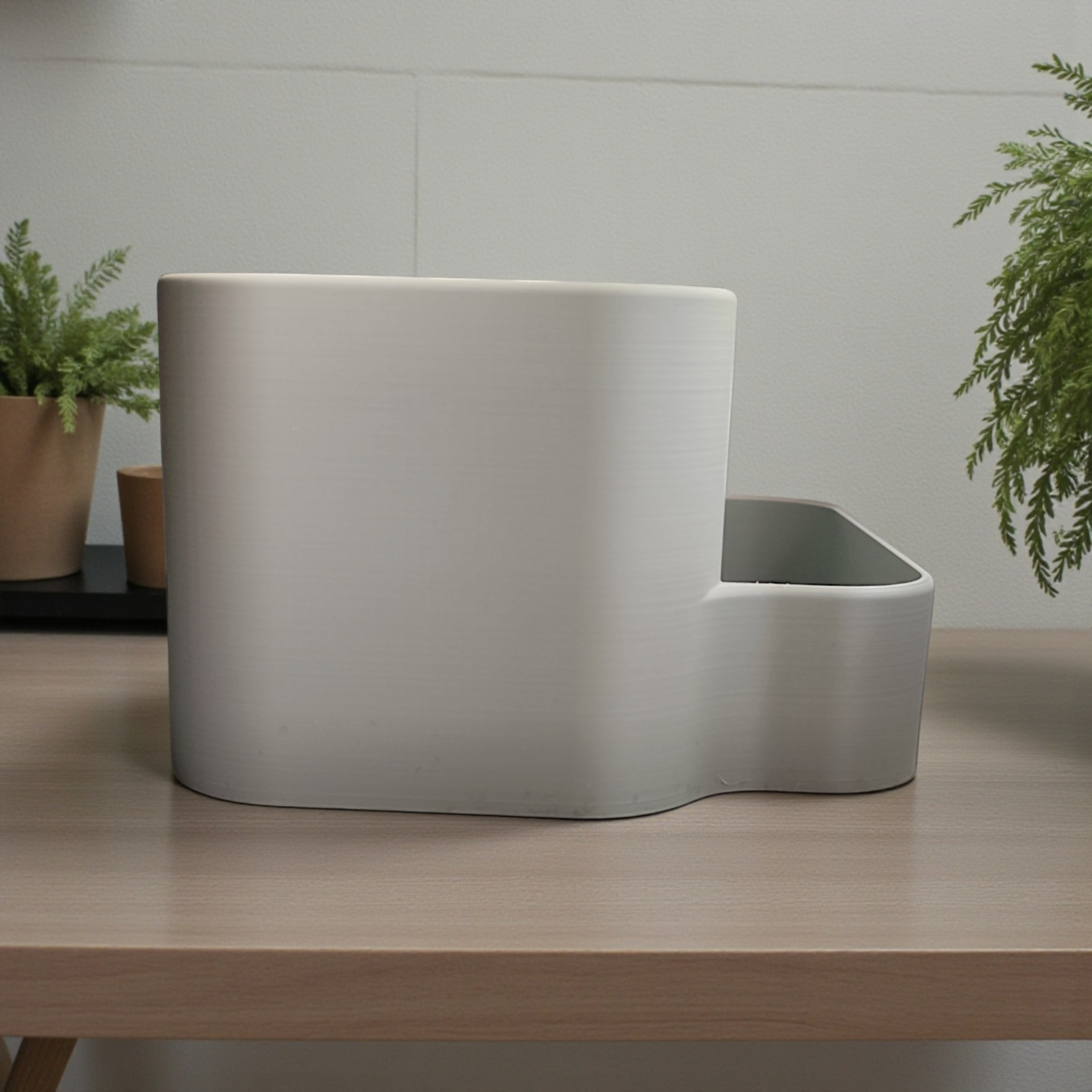 Modern Curved Desk Organiser – Minimalist Office Storage for Phone, Pens & Business Cards – Stylish Desktop Tidy UK