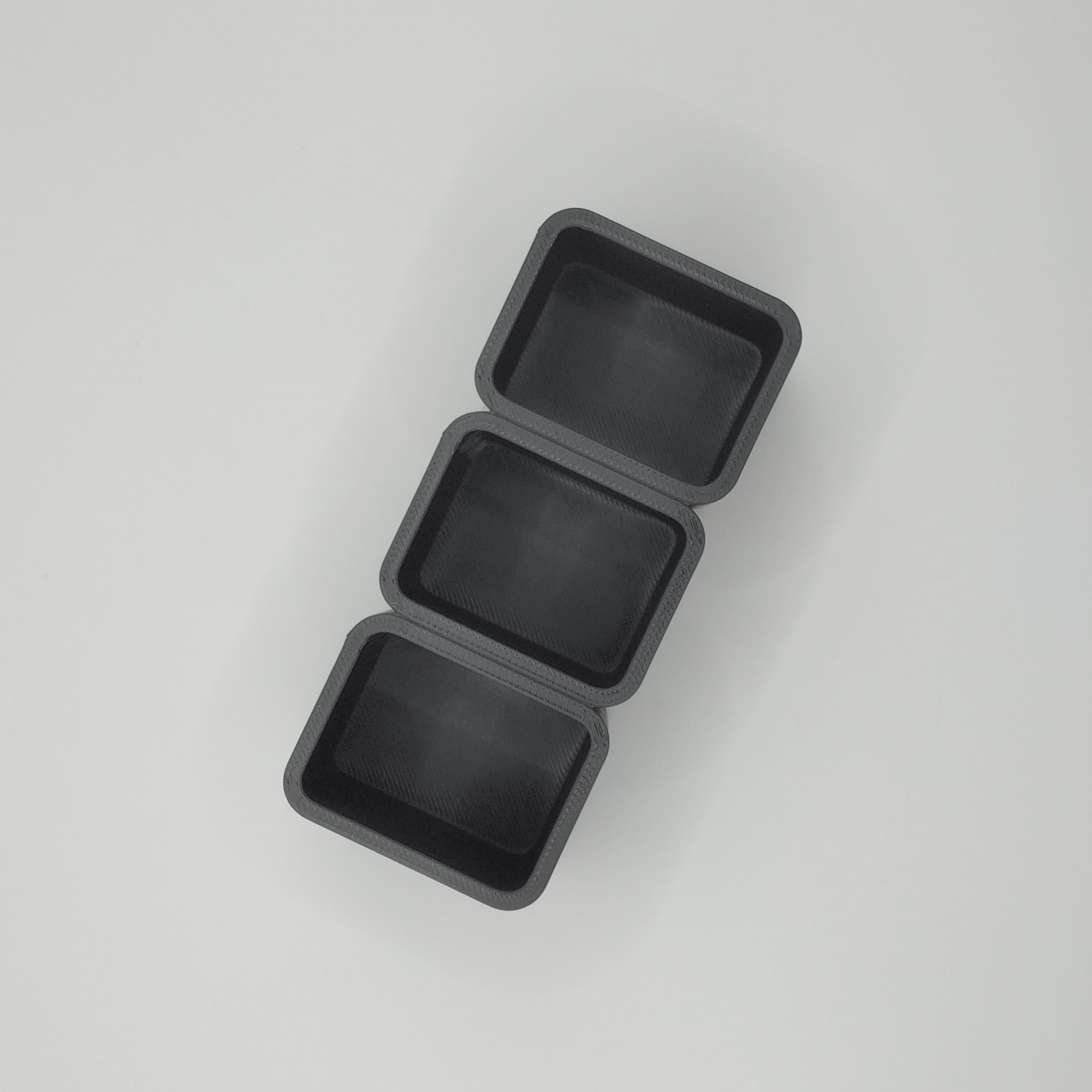 Modern Cutlery Holder – Three Compartments, Endless Style