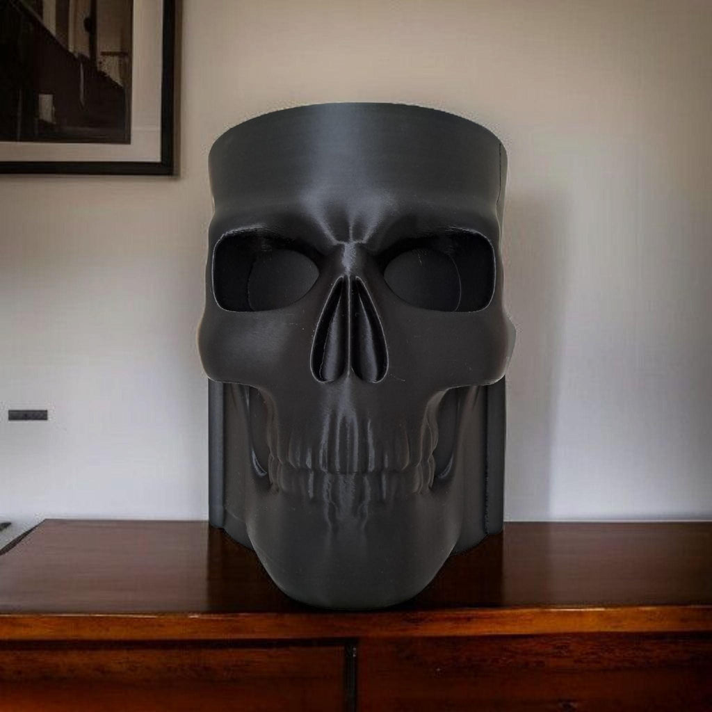 Minimalist Gothic Skull-Shaped Holder
