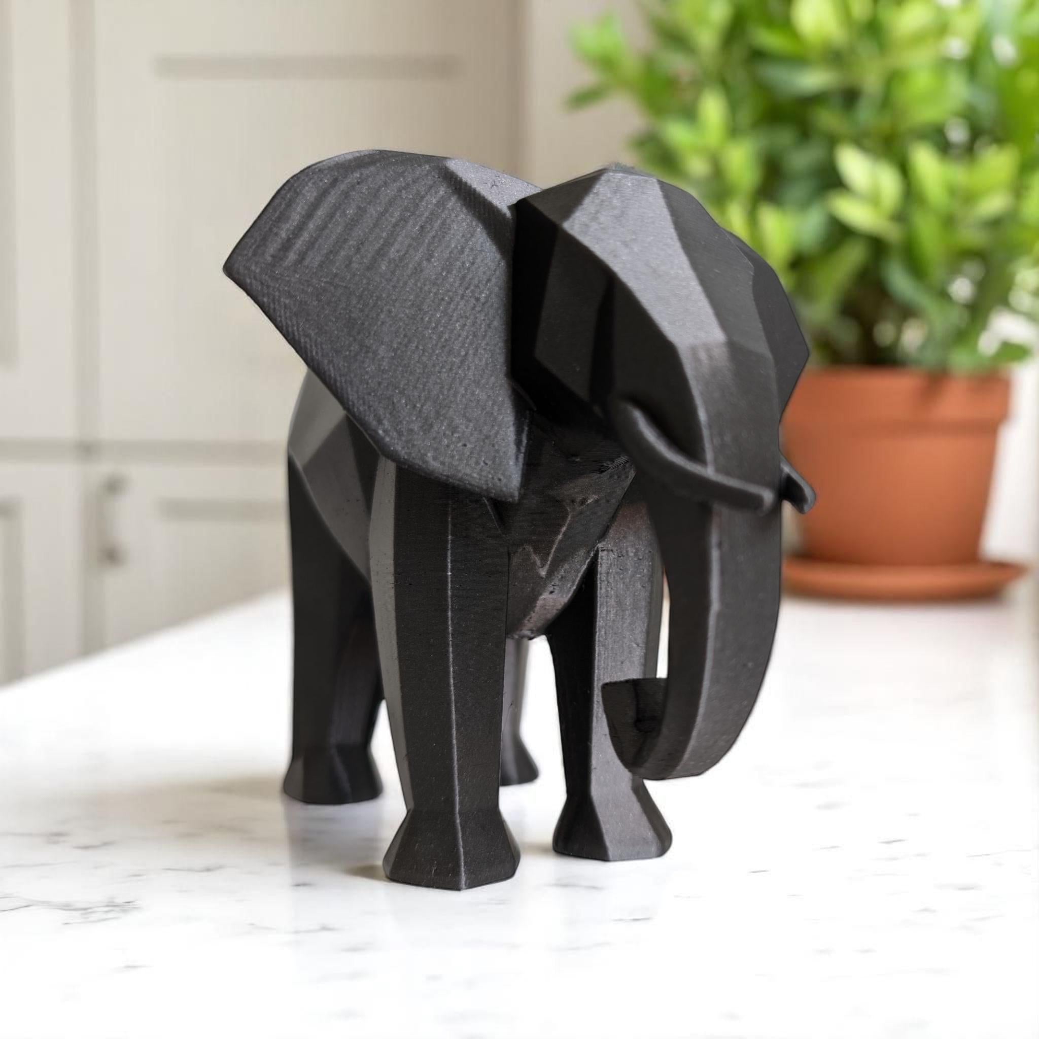 Modern Minimalist Low Poly Elephant