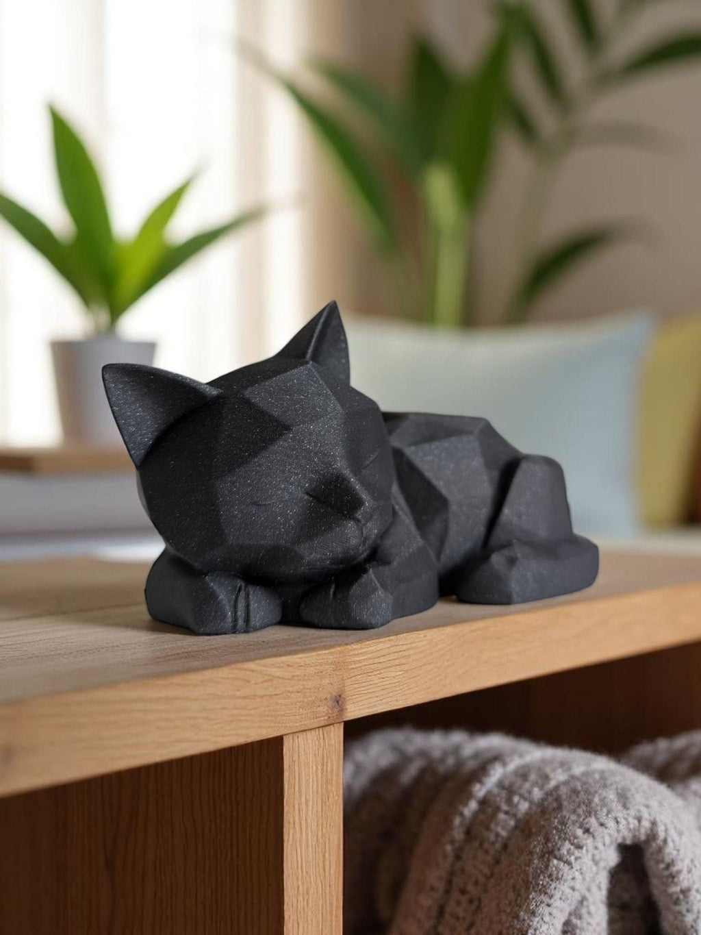 Modern Low Poly Kitten Sculpture: 3D Printed Sleeping Cat