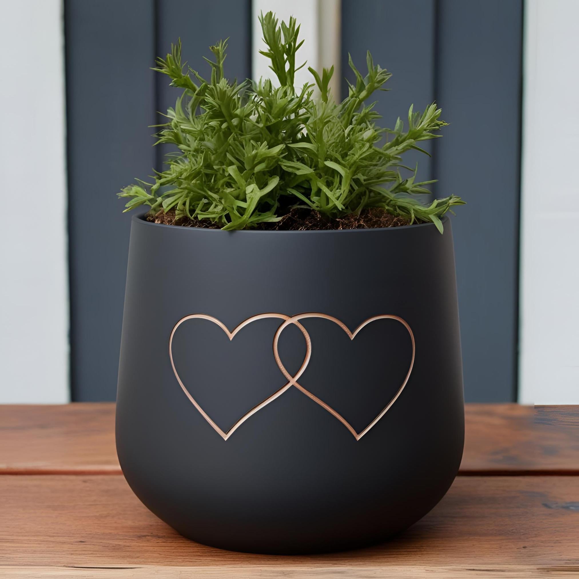 Modern Rounded Plant Pot – "Two Hearts" Design for Special Moments